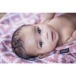 KipKep Blenker Handdoek 170 X 100 Cm Emberglow Red -Babyverzorging Deals kipkep blenker handdoek 170 x 100 cm emberglow red a297030 4